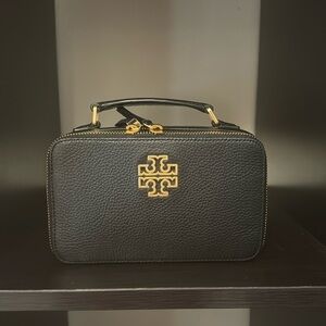 Brand New Tory Burch black small shoulder bag with strap